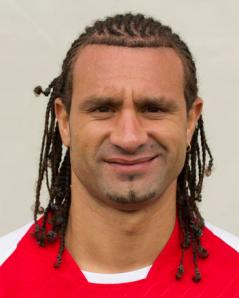 Bonjour, je m'appelle Mickael Tacalfred et je me passe de commentaires.